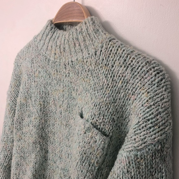 Sold-Amazing Vintage mock neck knit sweater - Picture 2 of 6